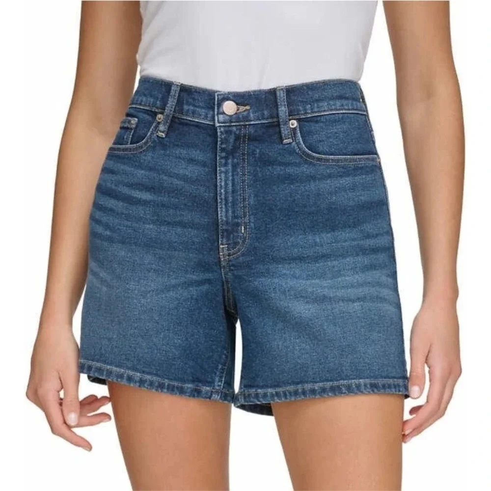 Calvin Klein High Rise‎ Denim Mom Shorts Dark Wash Classic Size 12 NWT